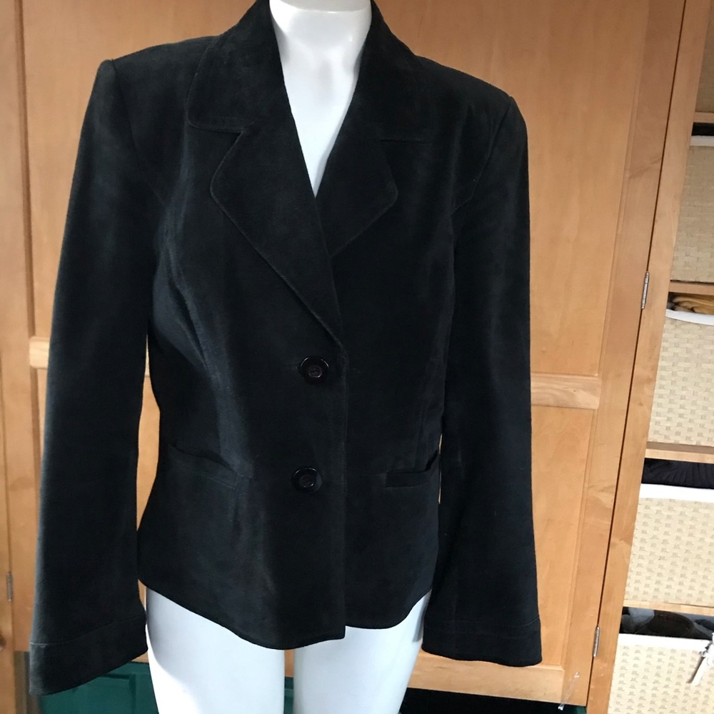 i. e black suede blazer